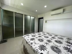 Blk 548 Jurong West Street 42 (Jurong West), HDB Executive #632437311